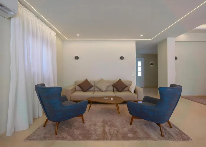 Apartman Arena & *