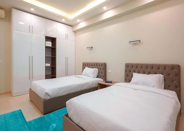 Apartman Arena & *