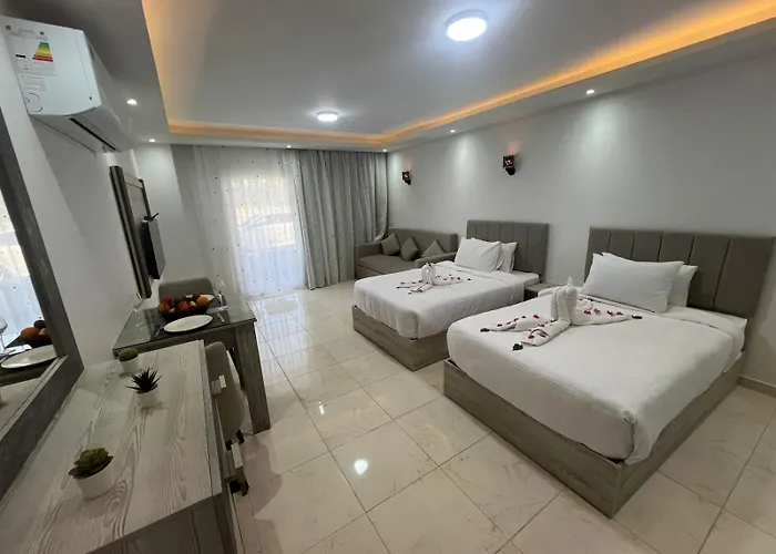 Apartman Arena & *