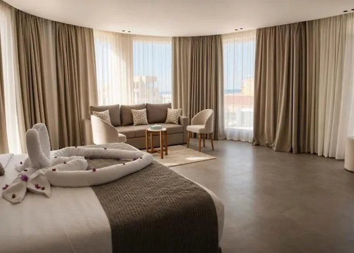 Apartman Arena & *